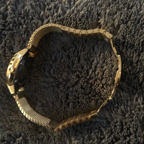 Movado Bold mesh yellow-gold Watch - Picture 4 of 8